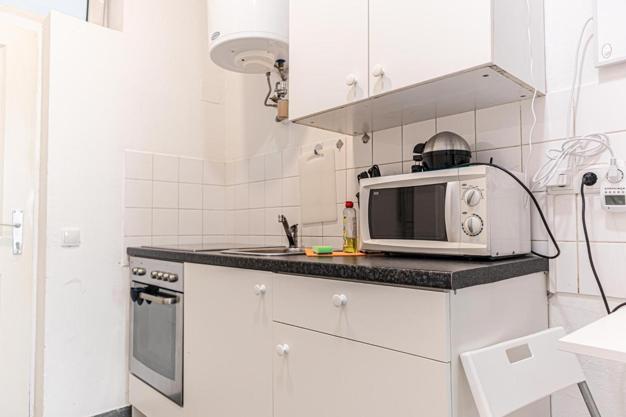Neighboring 3 Apts.- Ideal For Families & Friends Apartament Wiedeń