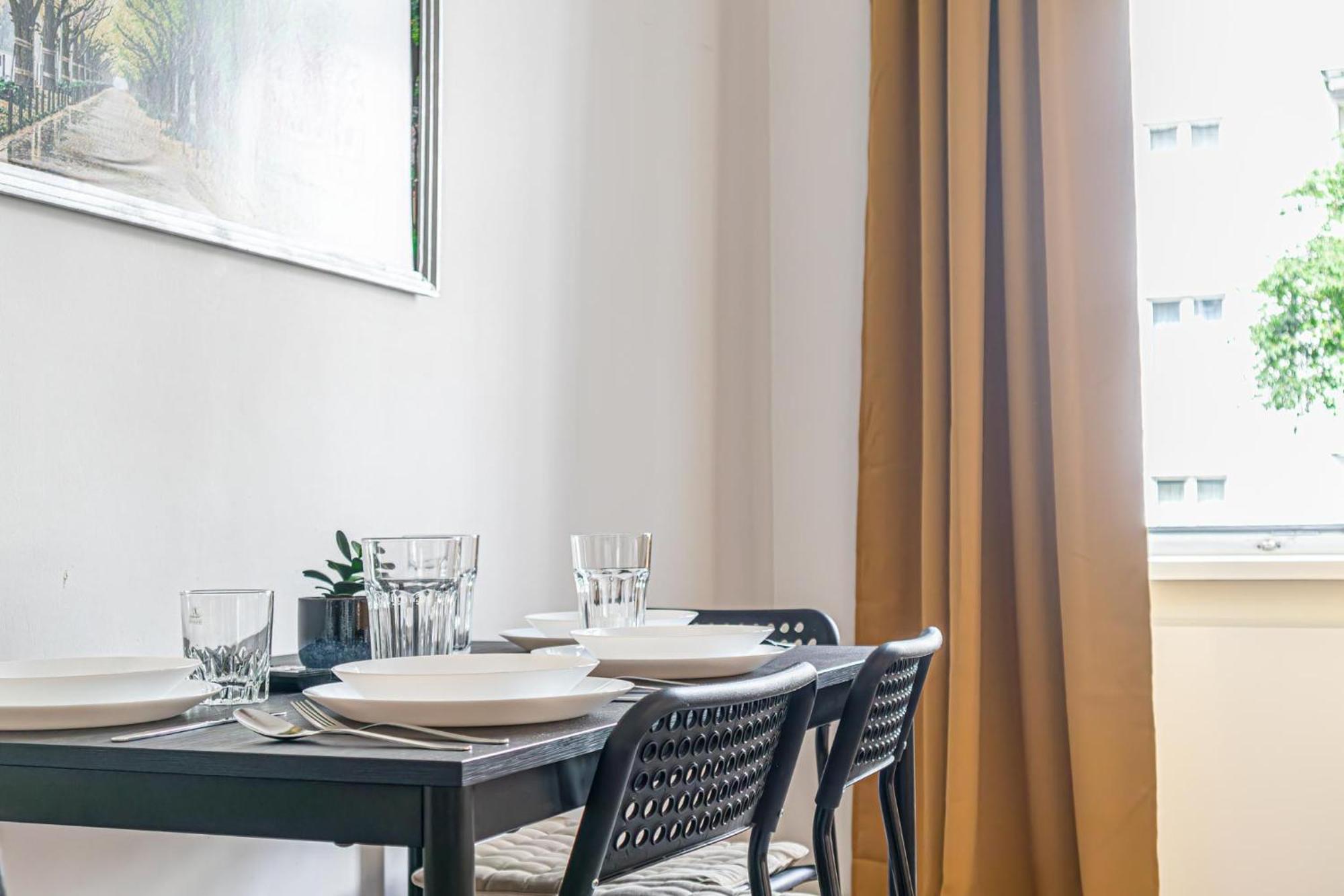 Apartament Neighboring 3 Apts.- Ideal For Families & Friends Wiedeń